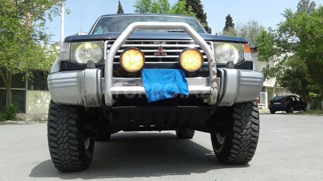 Mitsubishi Pajero 1997, 162,000 km - 2.8 l - Bakı
