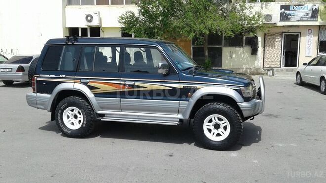 Mitsubishi Pajero 1997, 162,000 km - 2.8 l - Bakı