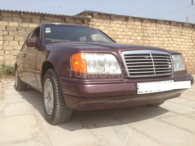 Mercedes E 200 1993, 322,095 km - 2.0 л - Xırdalan