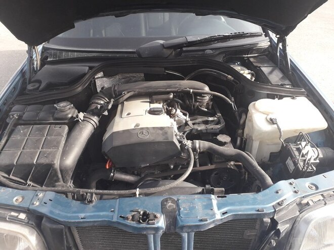 Mercedes C 180 1999, 260,000 km - 1.8 l - Bakı