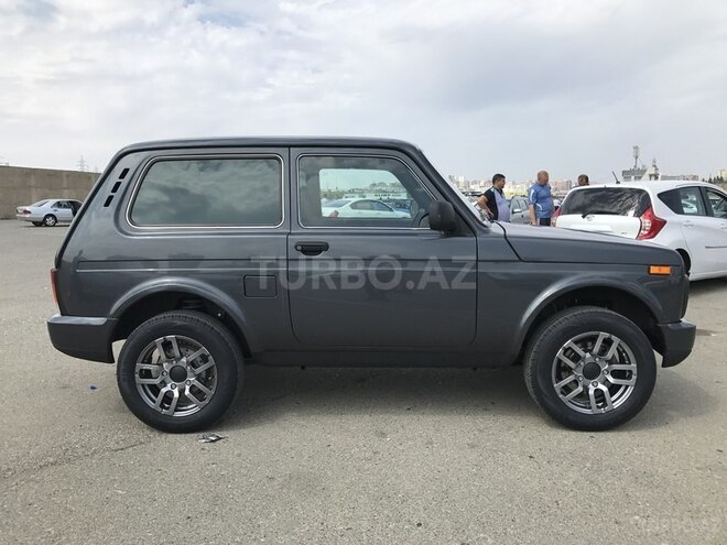 LADA (VAZ) Niva 2017, 37,400 km - 1.7 л - Bakı