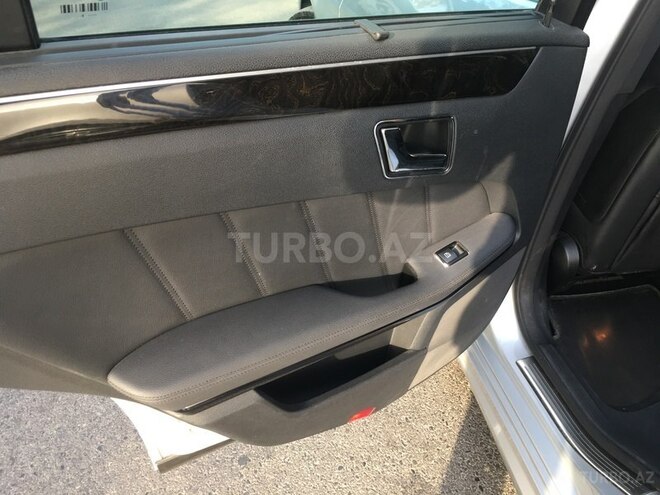 Mercedes E 350 2009, 127,200 km - 3.5 l - Bakı