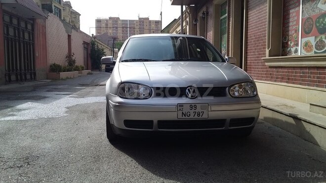 Volkswagen Golf 2003, 136,000 km - 1.6 l - Bakı