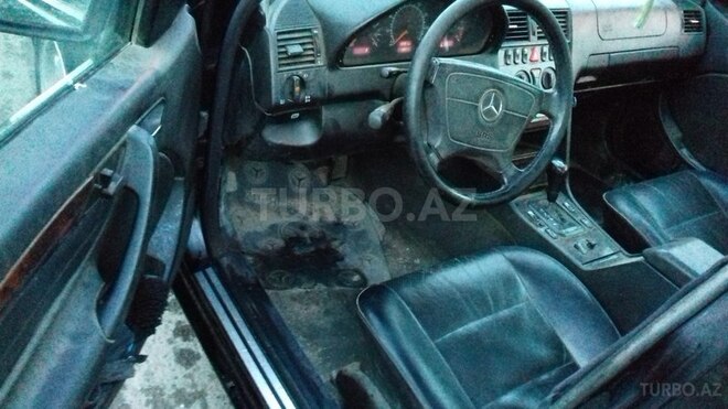 Mercedes C 230 2000, 25,364 km - 2.3 l - İmişli