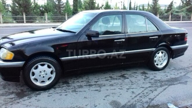 Mercedes C 230 2000, 25,364 km - 2.3 l - İmişli