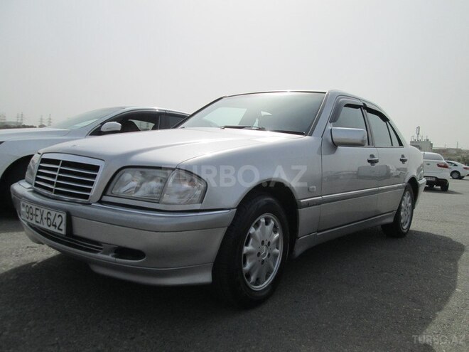 Mercedes C 200 2000, 147,000 km - 2.0 l - Bakı