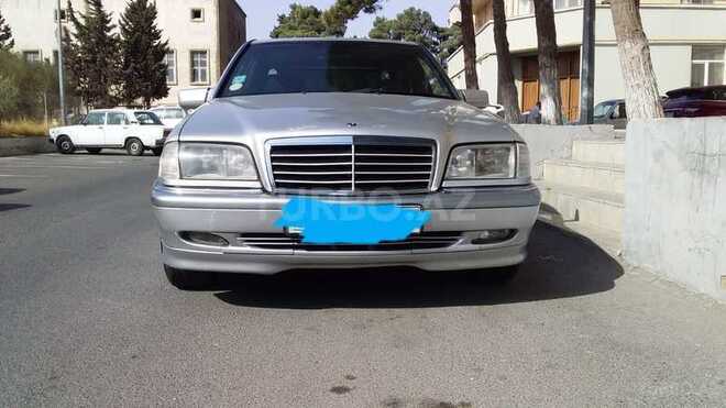 Mercedes C 240 1997, 326,000 km - 2.4 л - Bakı