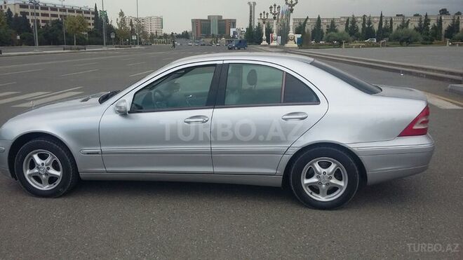 Mercedes C 200 2000, 281,000 km - 2.0 l - Bakı