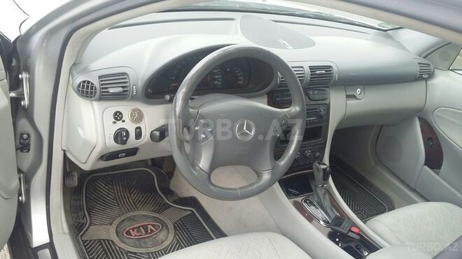Mercedes C 200 2000, 281,000 km - 2.0 l - Bakı