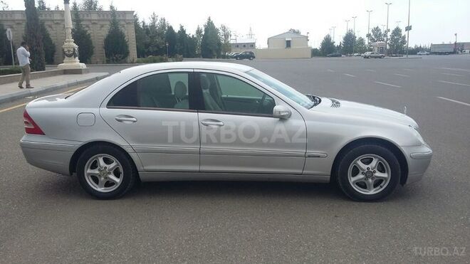 Mercedes C 200 2000, 281,000 km - 2.0 l - Bakı