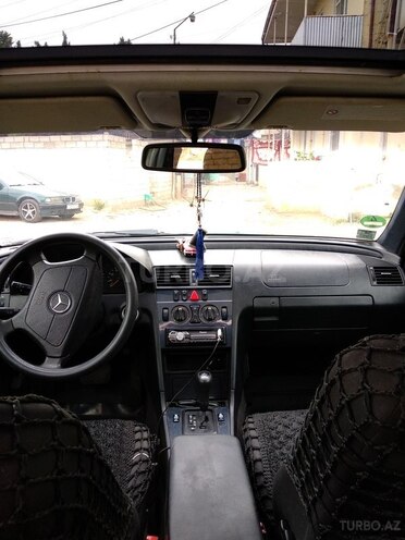 Mercedes C 180 2000, 280,000 km - 1.8 l - Bakı