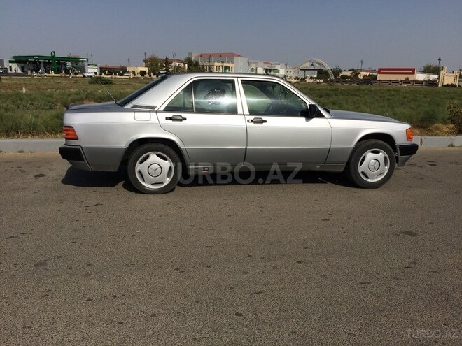 Mercedes 190 1991, 389,472 km - 1.8 л - Biləsuvar