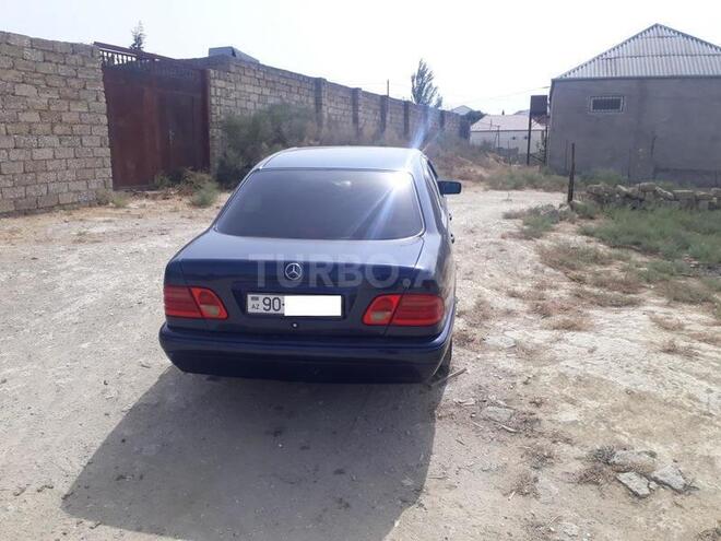 Mercedes E 200 1999, 250,000 km - 2.0 l - Bakı
