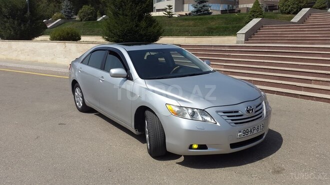 Toyota Camry 2006, 174,000 km - 3.5 l - Qusar