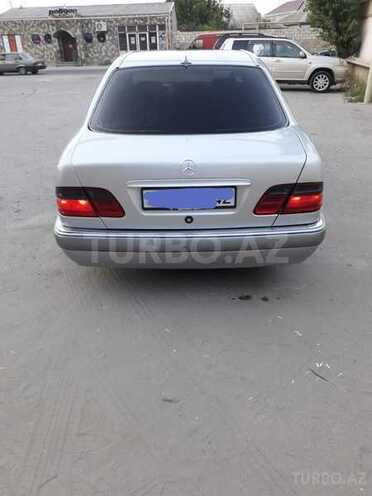 Mercedes E 230 1997, 234,500 km - 2.3 l - Bakı