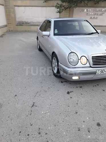 Mercedes E 230 1997, 234,500 km - 2.3 l - Bakı