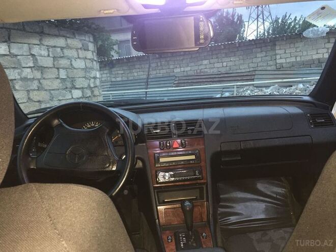 Mercedes C 240 1997, 352,000 km - 2.4 l - Xırdalan