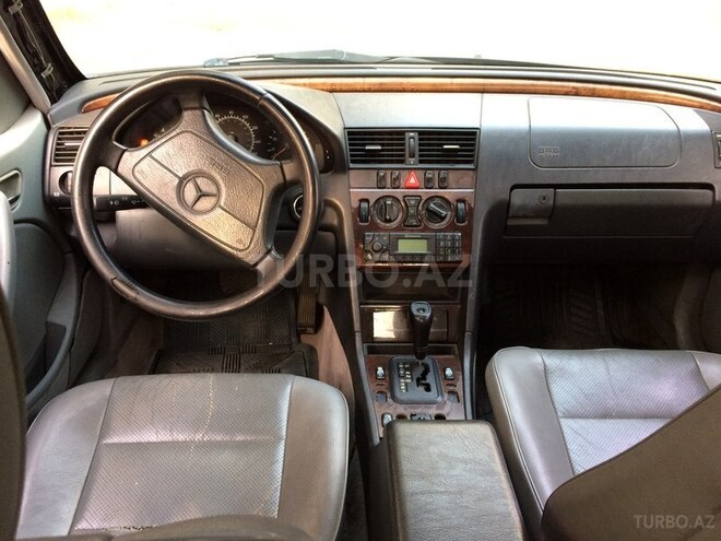 Mercedes C 230 2000, 173,000 km - 2.3 l - Bakı