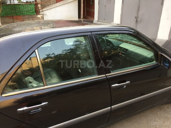 Mercedes C 230 2000, 173,000 km - 2.3 l - Bakı