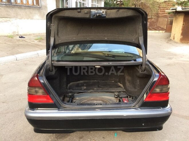 Mercedes C 230 2000, 173,000 km - 2.3 l - Bakı