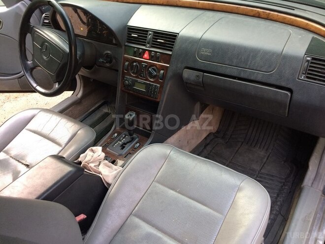 Mercedes C 230 2000, 173,000 km - 2.3 l - Bakı