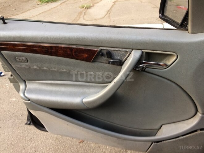 Mercedes C 230 2000, 173,000 km - 2.3 l - Bakı