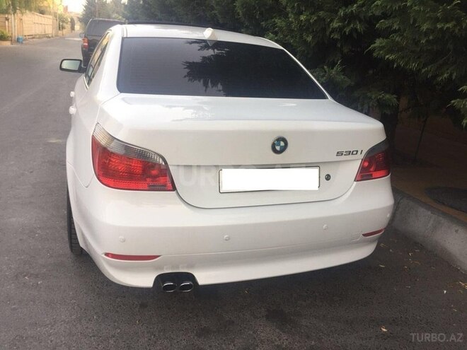BMW 520 2003, 240,000 km - 2.0 l - Bakı