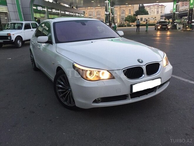 BMW 520 2003, 240,000 km - 2.0 l - Bakı