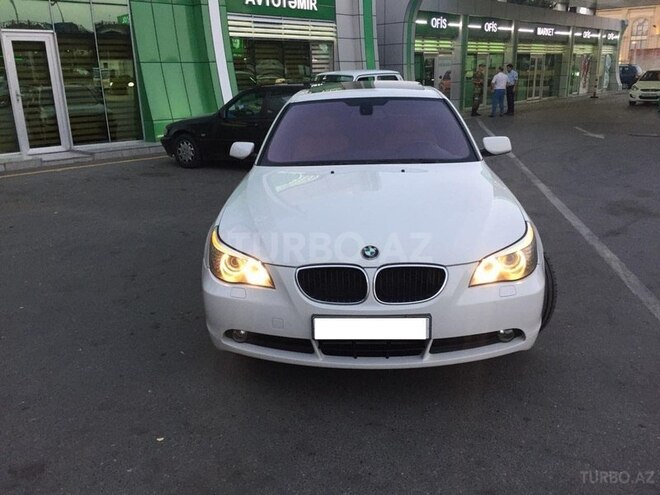 BMW 520 2003, 240,000 km - 2.0 l - Bakı