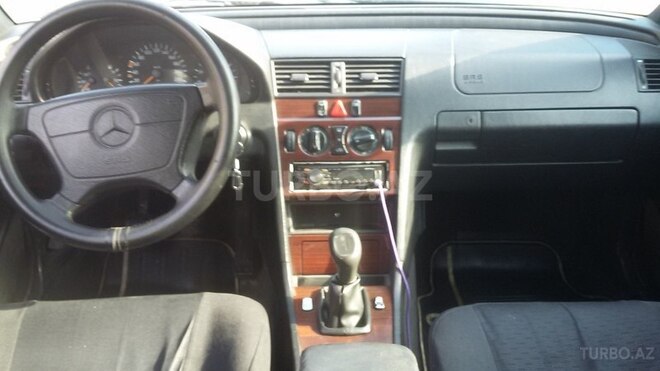 Mercedes C 180 1997, 43,000 km - 1.8 l - Bakı