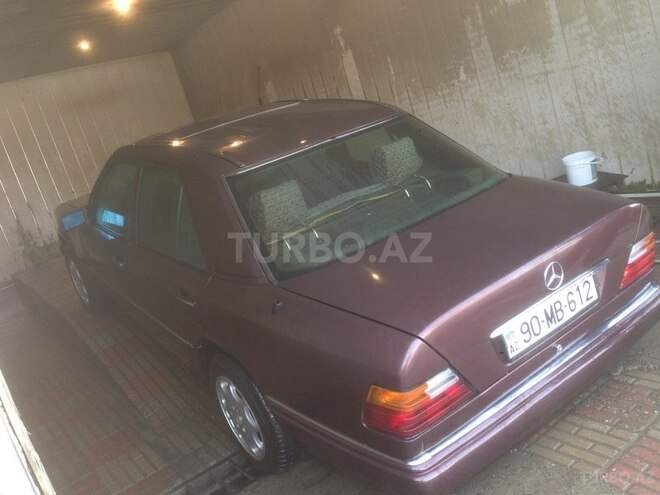 Mercedes E 200 1993, 322,097 km - 2.0 л - Xırdalan