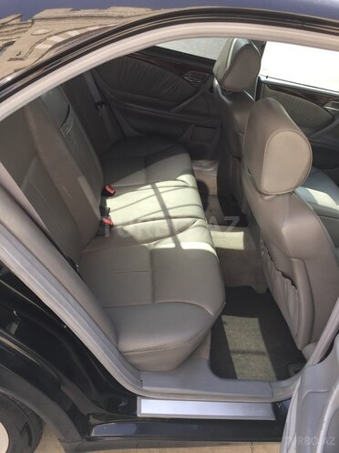 Mercedes E 280 2001, 358,500 km - 2.8 l - Bakı