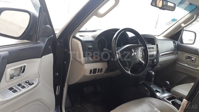 Mitsubishi Pajero 2007, 177,000 km - 3.0 l - Bakı
