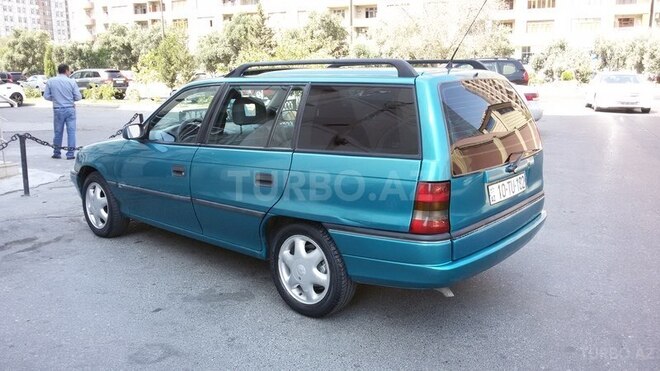 Opel Astra 1995, 23,123 km - 2.0 l - Bakı