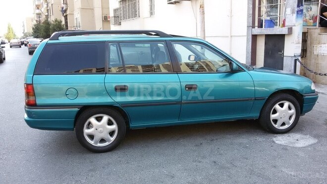 Opel Astra 1995, 23,123 km - 2.0 l - Bakı