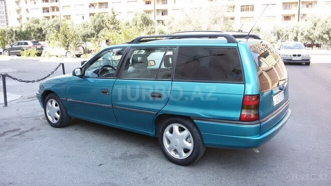 Opel Astra 1995, 23,123 km - 2.0 l - Bakı