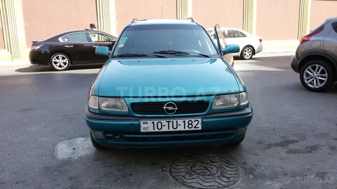 Opel Astra 1995, 23,123 km - 2.0 l - Bakı