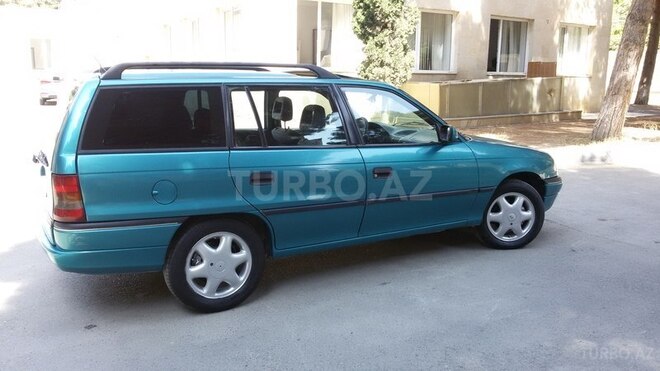 Opel Astra 1995, 23,123 km - 2.0 l - Bakı