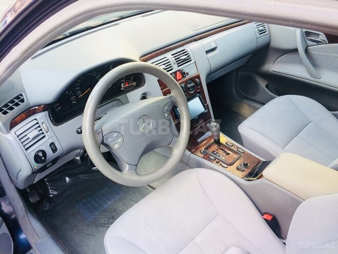 Mercedes E 270 2000, 355,765 km - 2.7 л - Bakı