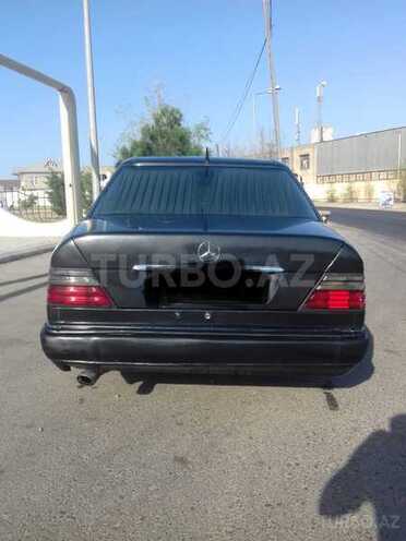 Mercedes E 200 1994, 430,000 km - 0.2 л - Bakı