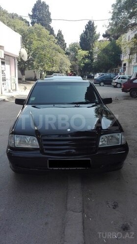 Mercedes C 230 1999, 220,000 km - 2.3 l - Sumqayıt