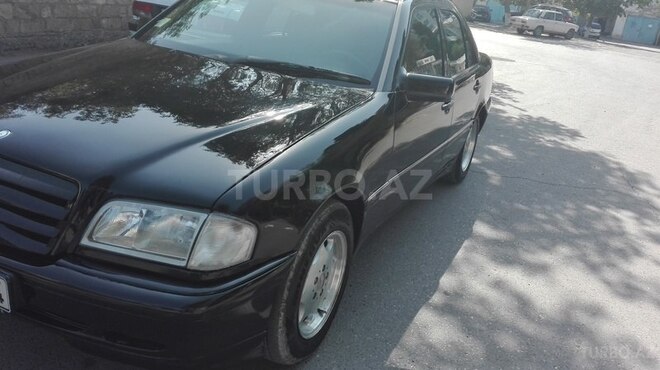 Mercedes C 230 1999, 220,000 km - 2.3 l - Sumqayıt