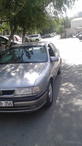 Opel Vectra 1995, 357,000 km - 2.0 l - Bakı