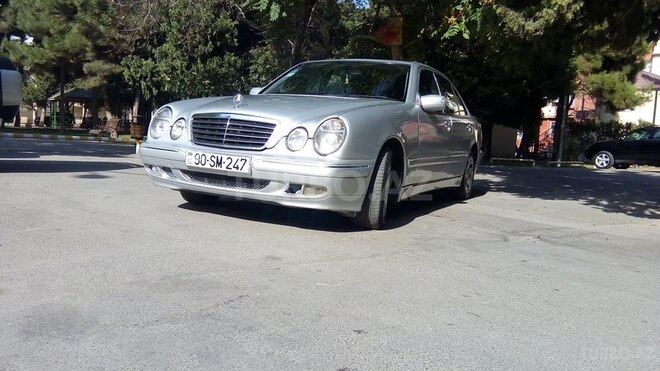 Mercedes E 270 2001, 245,189 km - 2.7 л - Bakı