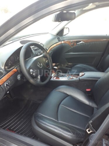 Mercedes E 270 2004, 364,000 km - 2.7 l - Bakı