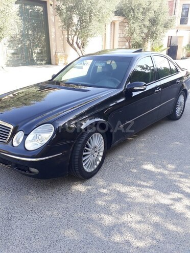 Mercedes E 270 2004, 364,000 km - 2.7 l - Bakı