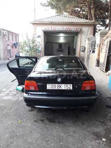 BMW 523 1996, 320,000 km - 2.5 l - Şamaxı