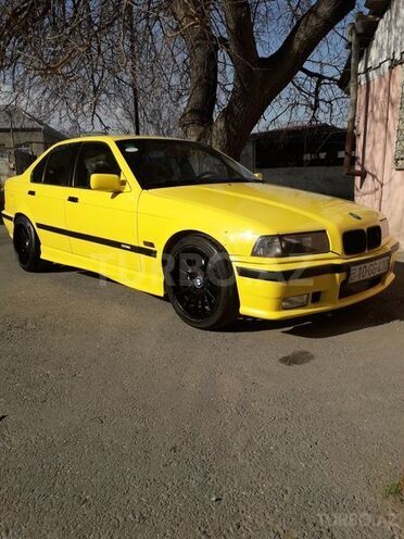 BMW 318 1994, 200,000 km - 1.9 л - Bakı