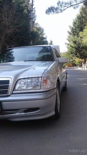 Mercedes C 180 2000, 322,125 km - 1.8 l - Bakı