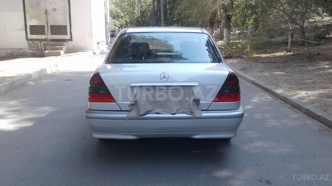 Mercedes C 180 2000, 322,125 km - 1.8 l - Bakı